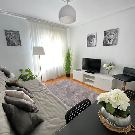 Sofia Apartment *